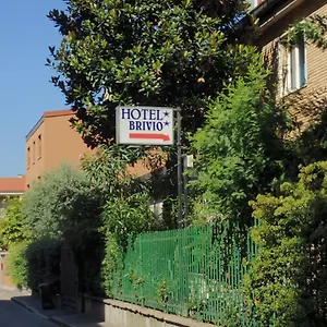 Brivio Hotel
